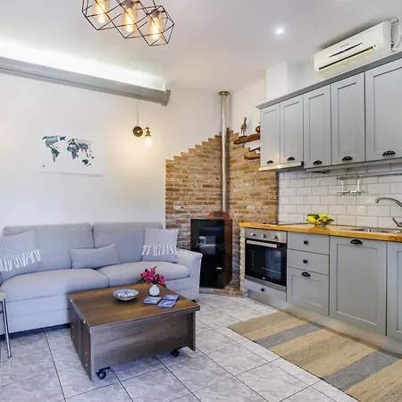 Cozy Garden House Casa vacanze *