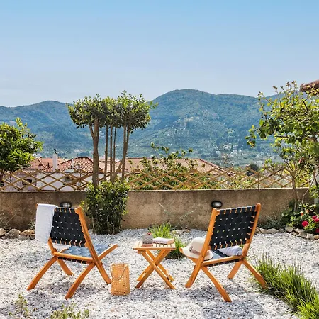 Cozy Garden House Casa vacanze *